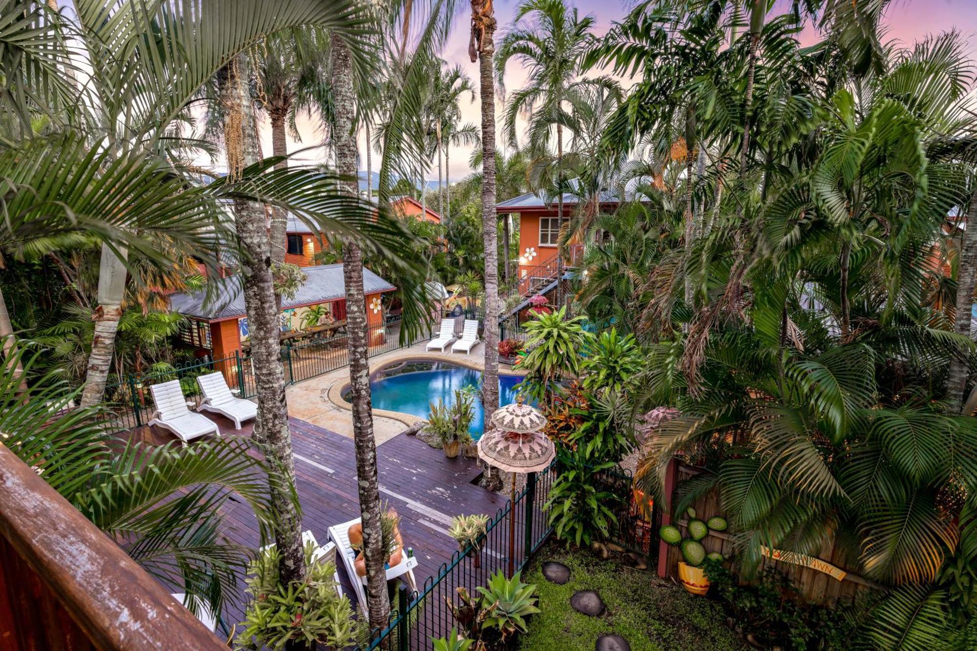 Travellers Oasis Hostel Cairns Kültér fotó